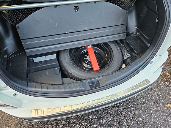 Toyota RAV4 14 of 28