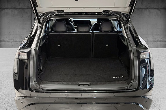 Nissan Ariya 6 of 30