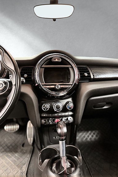 MINI John Cooper Works 13 of 25