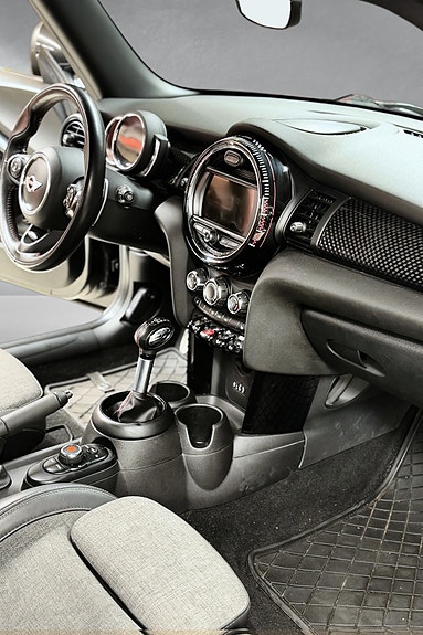 MINI John Cooper Works 17 of 25