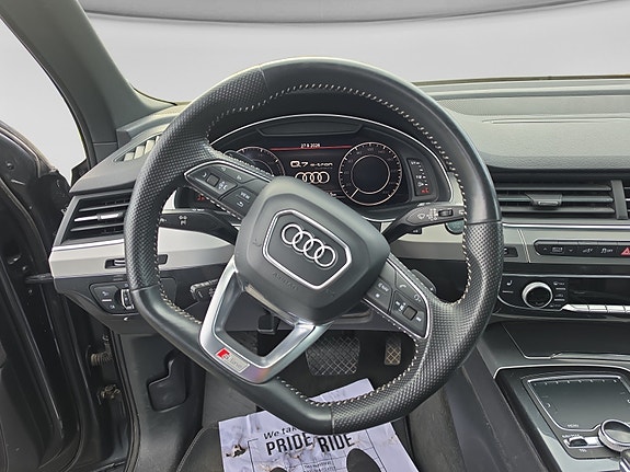 Audi Q7 11 of 20