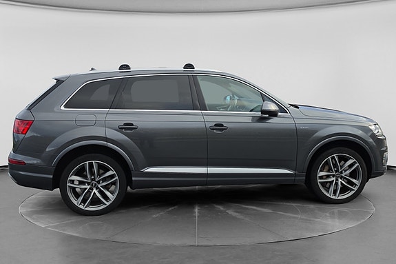 Audi Q7 6 of 20