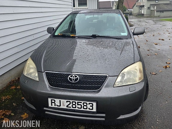 Toyota Corolla 2 of 15