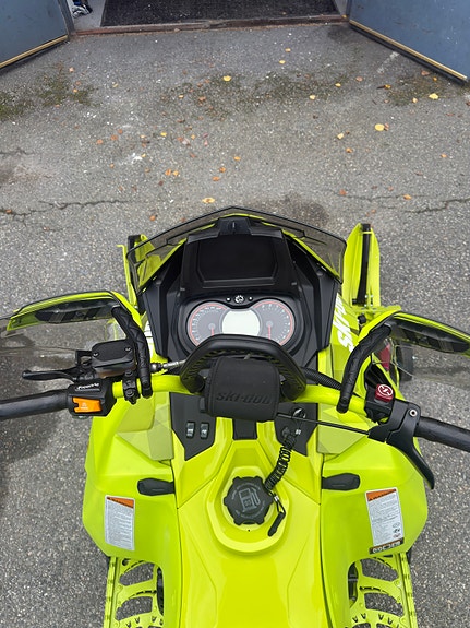 Ski-doo Freeride 146/154 12 of 13
