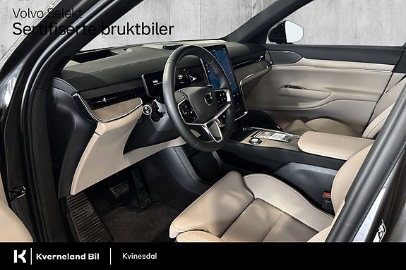 Volvo EX90 17 of 30