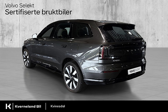 Volvo EX90 7 of 30