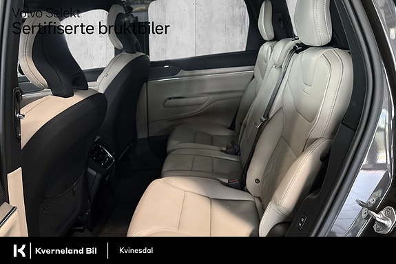 Volvo EX90 19 of 30