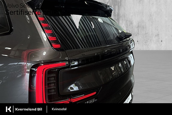 Volvo EX90 9 of 30
