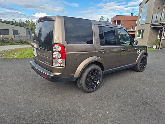 Land Rover Discovery 4 16 of 30