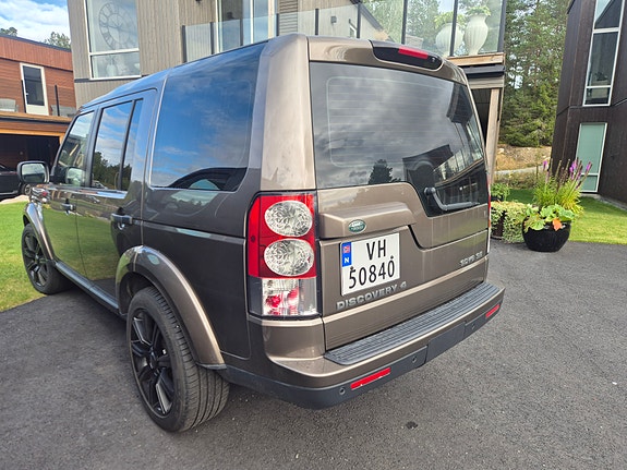 Land Rover Discovery 4 22 of 30