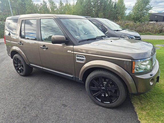 Land Rover Discovery 4 6 of 30