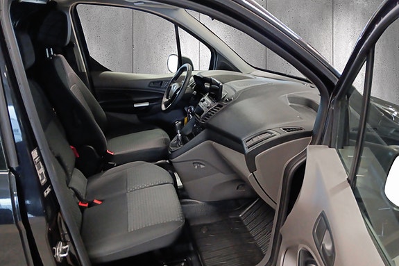 Ford Transit Connect 5 of 26