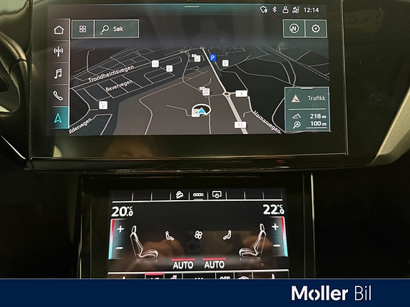 Audi e-tron 12 of 16