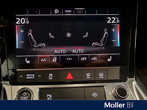 Audi e-tron 11 of 16