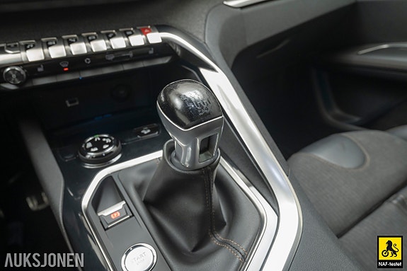 Peugeot 3008 17 of 30