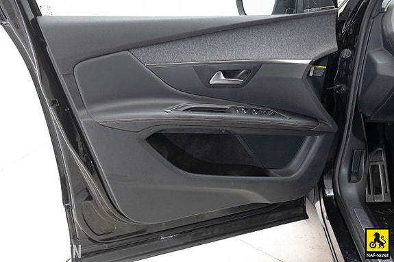 Peugeot 3008 7 of 30