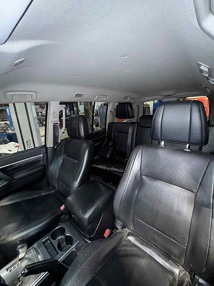 Mitsubishi Pajero 8 of 9