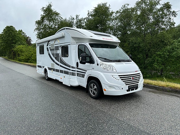 Dethleffs Magic Edition T 7151-4 2,3 148HK QUEENSBED|NY SERVICE/REIM|3.500 KG|LAV KM! 2 of 30