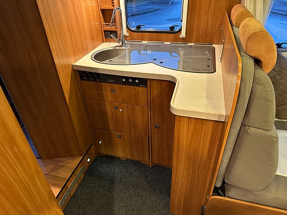 Dethleffs Magic Edition T 7151-4 2,3 148HK QUEENSBED|NY SERVICE/REIM|3.500 KG|LAV KM! 17 of 30
