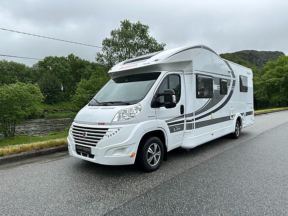 Dethleffs Magic Edition T 7151-4 2,3 148HK QUEENSBED|NY SERVICE/REIM|3.500 KG|LAV KM! 4 of 30