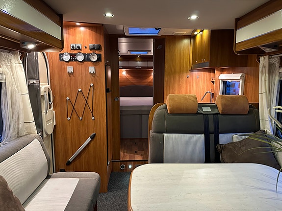 Dethleffs Magic Edition T 7151-4 2,3 148HK QUEENSBED|NY SERVICE/REIM|3.500 KG|LAV KM! 25 of 30