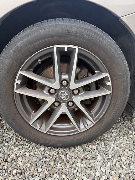 Toyota Auris 13 of 13