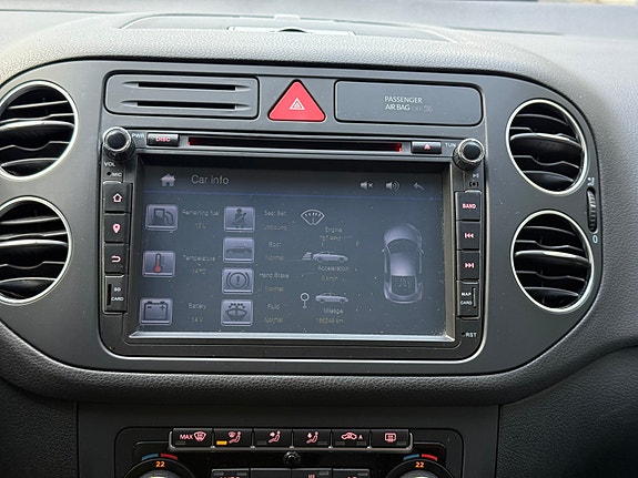 Volkswagen Golf Plus 19 of 21