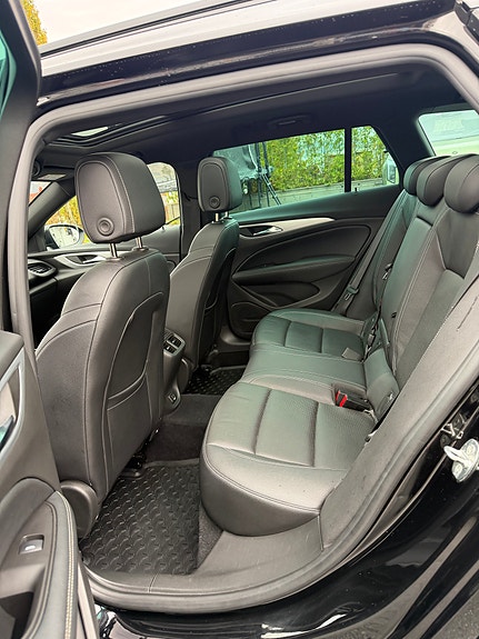 Opel Insignia 11 of 24