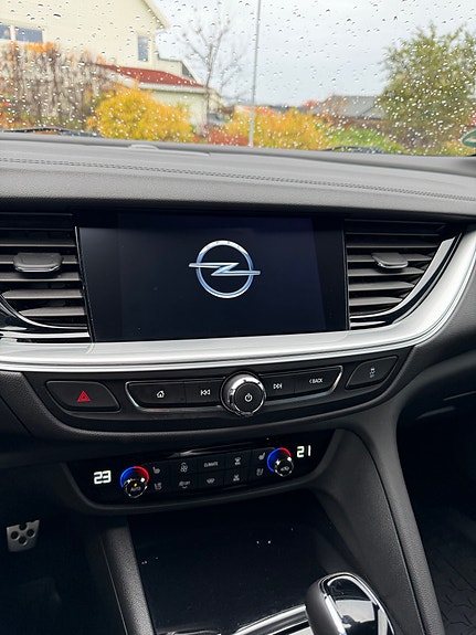 Opel Insignia 23 of 24