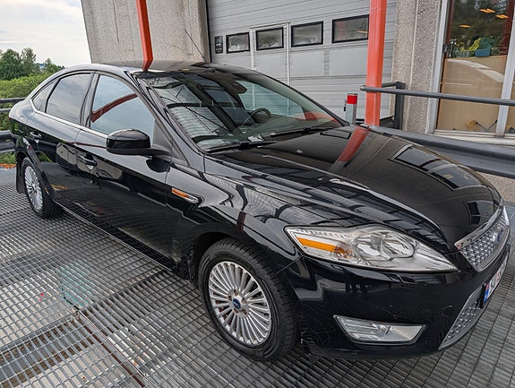 Ford Mondeo 7 of 30
