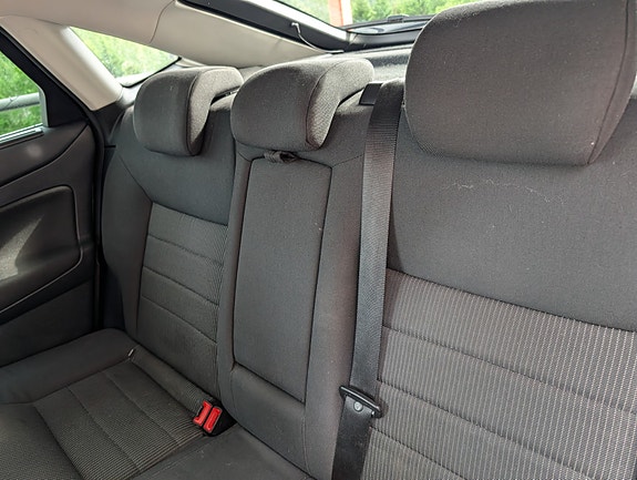 Ford Mondeo 30 of 30