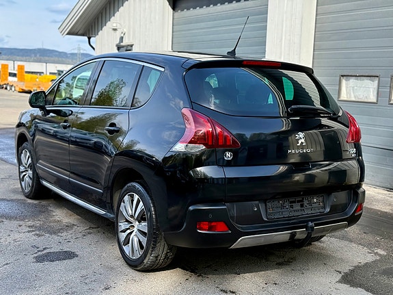 Peugeot 3008 8 of 17