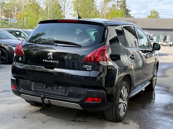 Peugeot 3008 11 of 17