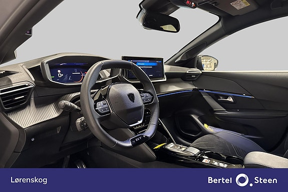 Peugeot e-208 9 of 26