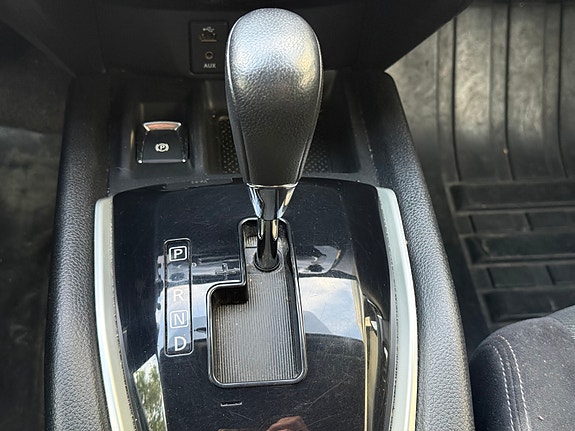 Nissan X-Trail 18 of 23