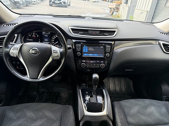 Nissan X-Trail 15 of 23
