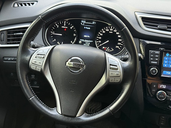 Nissan X-Trail 16 of 23