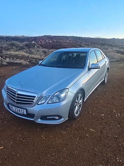 Mercedes-Benz E200 d 2 of 16