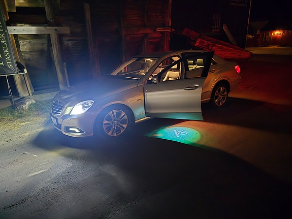 Mercedes-Benz E200 d 16 of 16