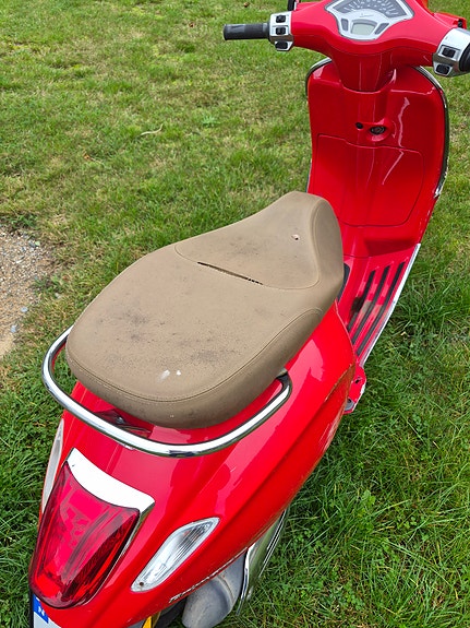 Vespa Primavera 50 9 of 10