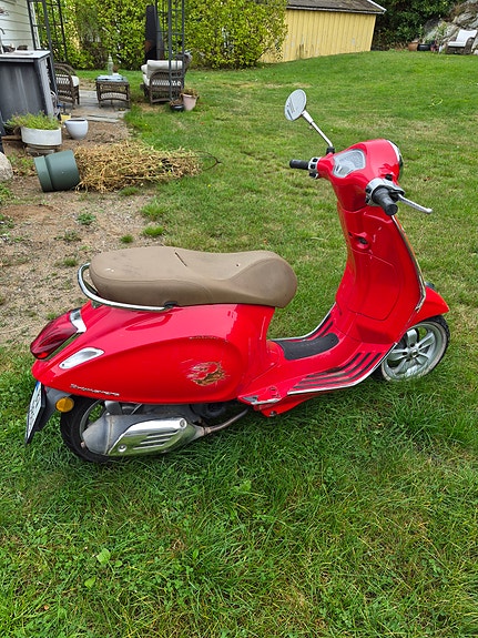 Vespa Primavera 50 4 of 10