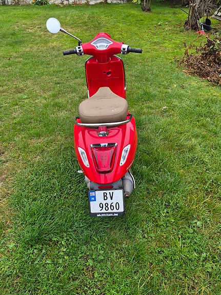Vespa Primavera 50 7 of 10