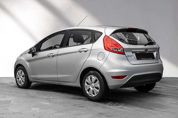 Ford Fiesta 6 of 25