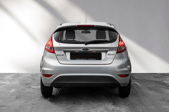 Ford Fiesta 4 of 25