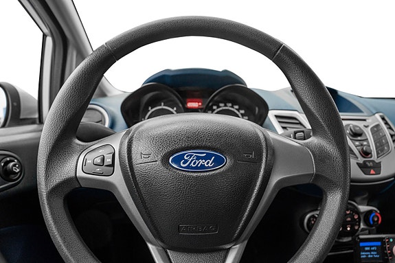 Ford Fiesta 10 of 25