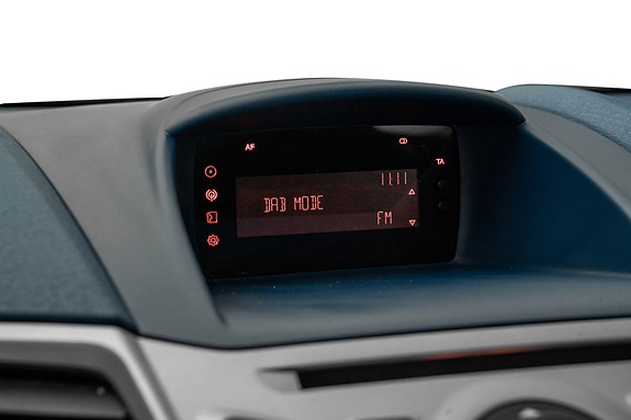 Ford Fiesta 13 of 25