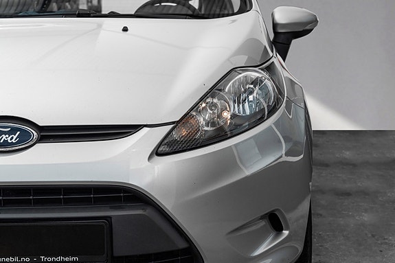 Ford Fiesta 3 of 25