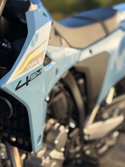 Suzuki DR-Z4SM 19 of 20