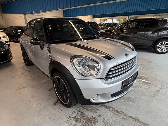 MINI Countryman Cooper SD 2 of 30