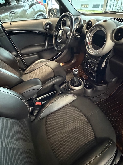 MINI Countryman Cooper SD 14 of 30